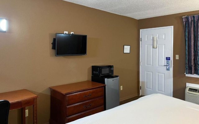 The Admiralty Suites & Inn Memphis Millington