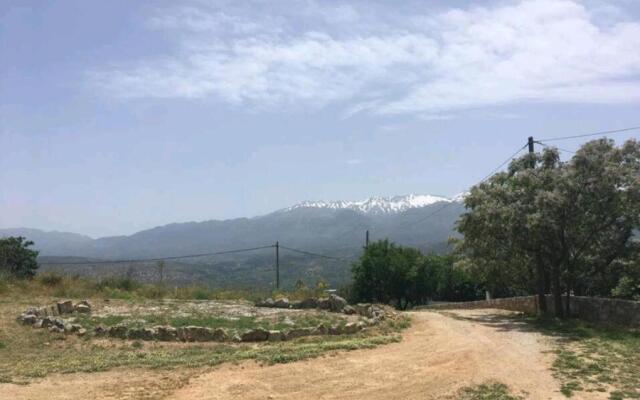 Immaculate 3-bed House in Chania