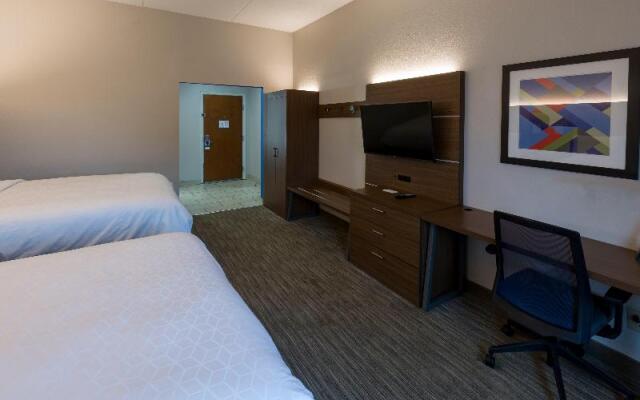 Holiday Inn Express Hotel &amp; Suites Louisville South - Hillview