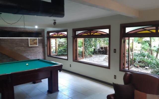 Hospedagem Vila Suiça