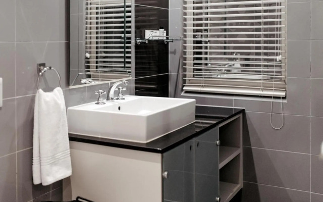 Апартаменты Cape Royale Residences