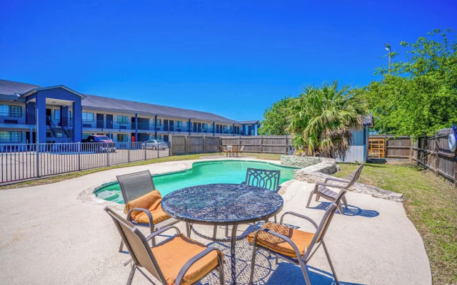 Executive Inn Port Lavaca by OYO