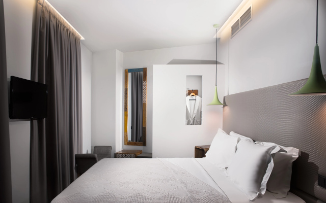 360 Degrees Pop Art Hotel