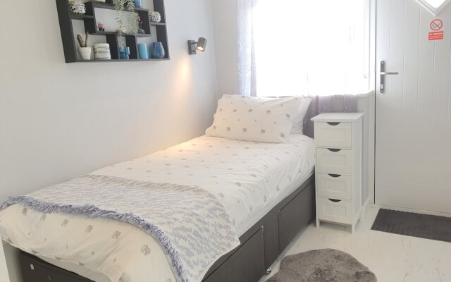 Modern Studio Apartment in Newcastle Upon Tyne