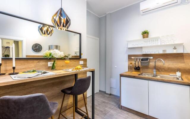 Number 1 Deluxe Apartments