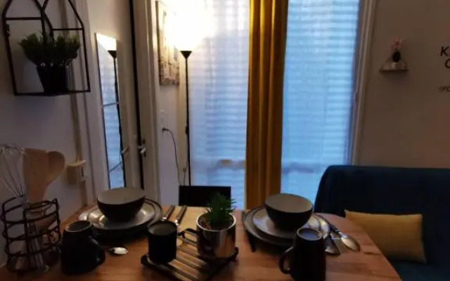 Joli Studio - PROCHE MER - BALCON