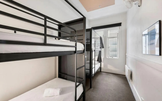 YHA Melbourne Central
