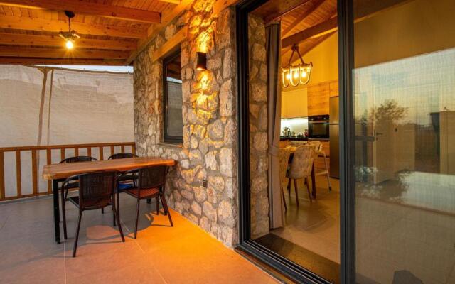 Beyza- Fethiye'de 2+1 Jakuzili Villa