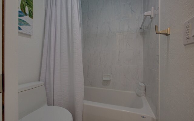 Absolute Anna Maria- 2 Bedroom Condo