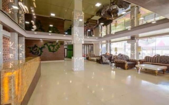 Hotel Raj Palace