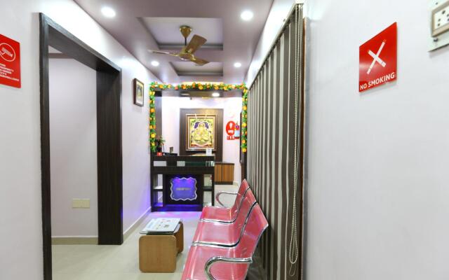 OYO 7810 Keshiv Galaxy Inn