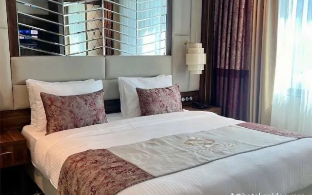 Golden Rose Hotel & Spa