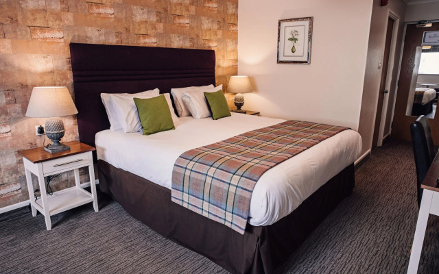 Manor House Hotel & Spa