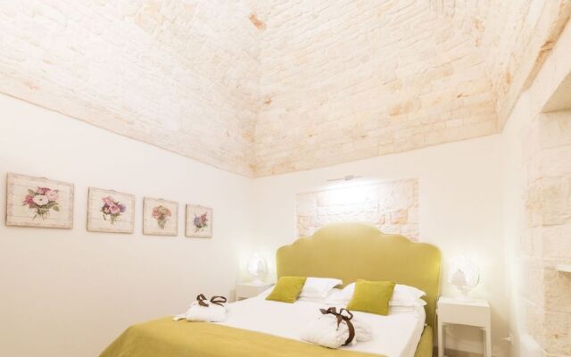 Dimore nel Tempo-Widespread Homes & Trulli