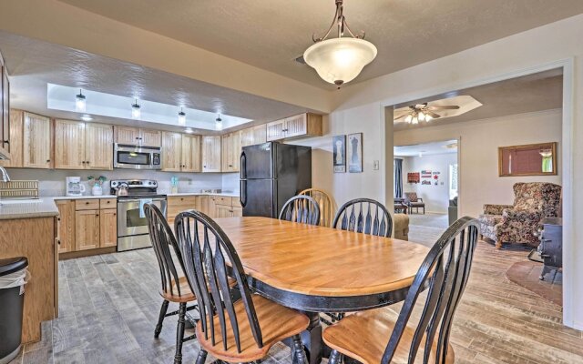'the Eagar House' White Mountains Gem w/ Views!