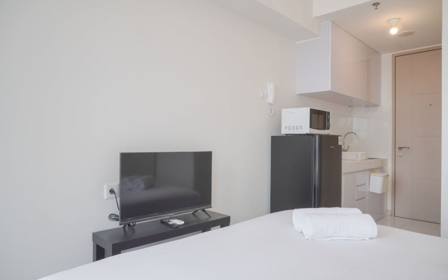 Tranquil Stay Studio with Sea View at Tokyo Riverside PIK 2 Apartment By Travelio – Guest Rooms – Jakarta