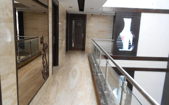 Hotel Delhi Pride