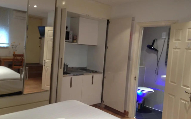 274 Suites