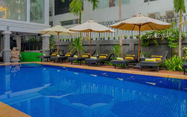 Popular Hotel & Spa
