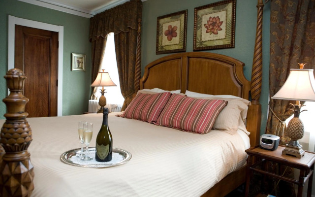 The Belvedere Inn & Restaurant