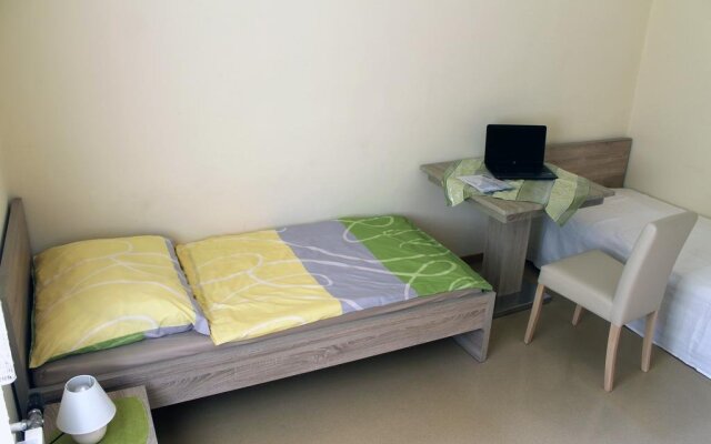 Post Hostel For Youth, Students and Pilgrims