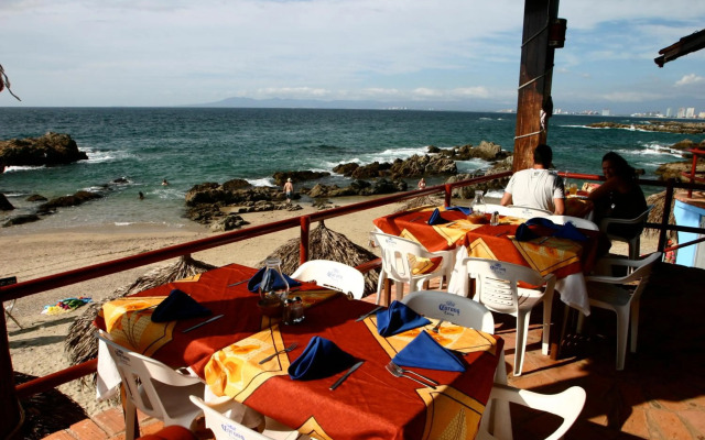Lindo Mar Resort
