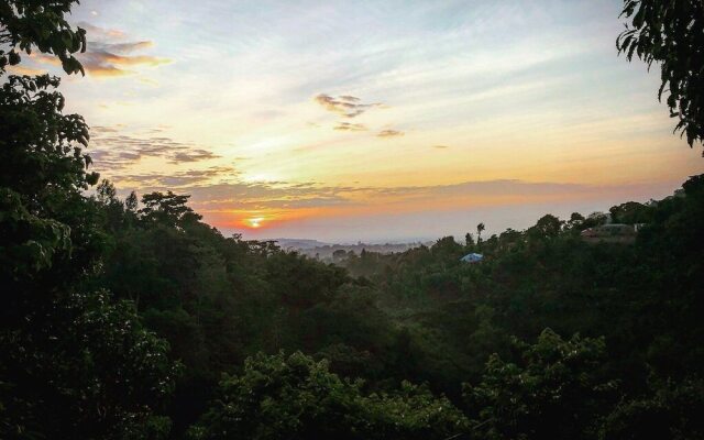 Songota Falls Lodge