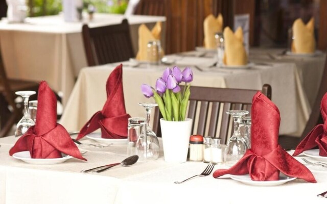 Paloma Hotel Ring Road Central