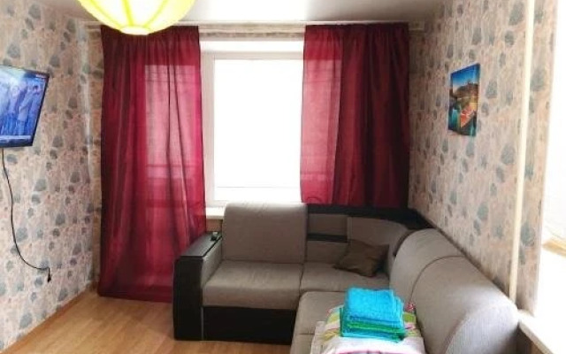 На Набережной