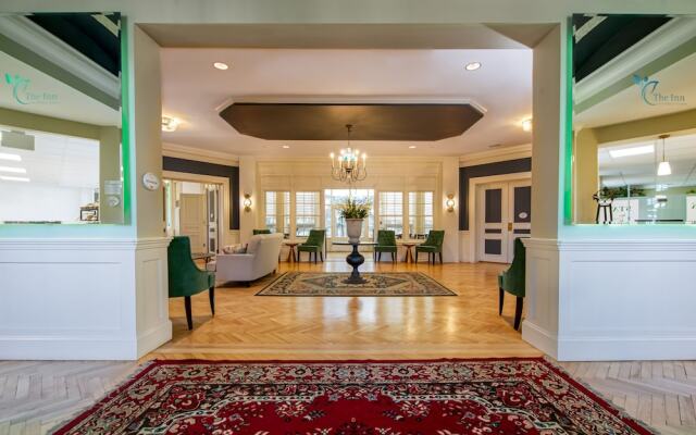 The Inn On Officers Garden