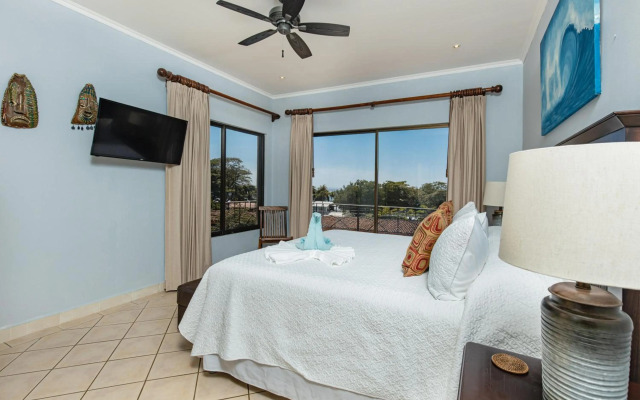 Sunrise 43 - 2 Bedroom Ocean View Condo