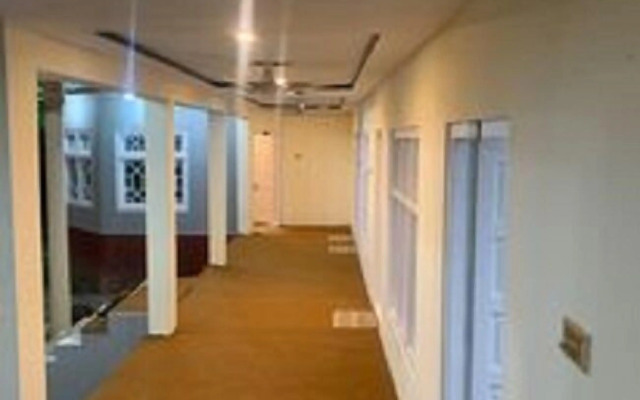 Kachura Gateway Hotel