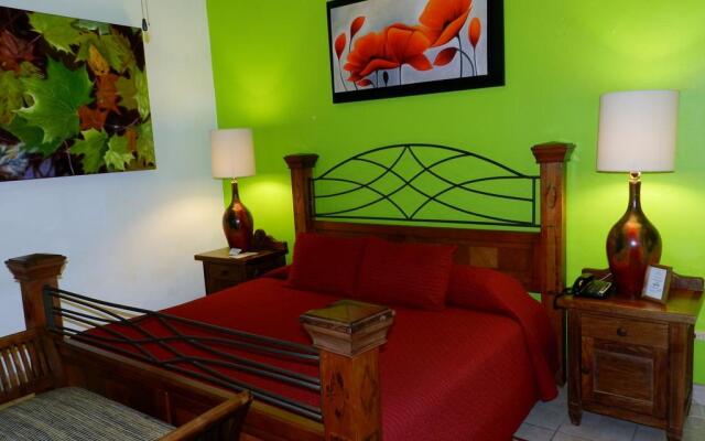 Hotel Rosa Morada