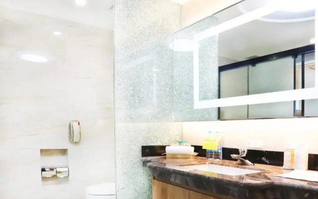 Holiday Inn Beijing Chang An West by IHG