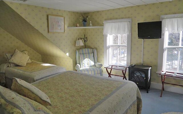 Carter Notch Inn