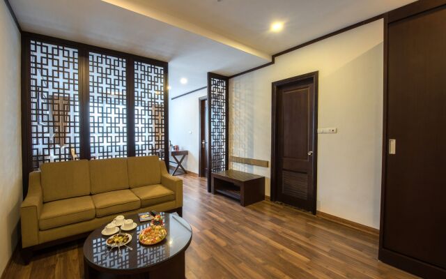 Thang Long Opera Hotel