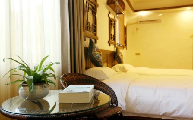 Memory of Xiangxi Inn Xibu Branch