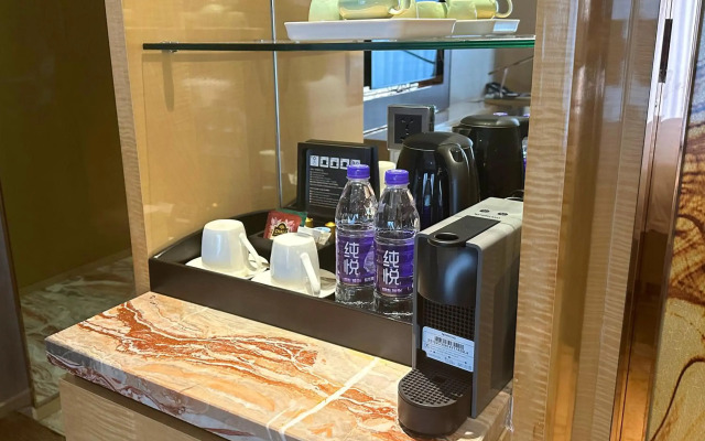Vaperse Hotel