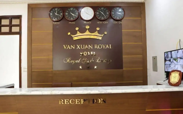 Van Xuan Royal Hotel