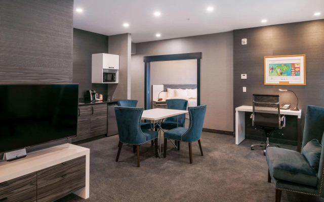 Quality Inn & Suites