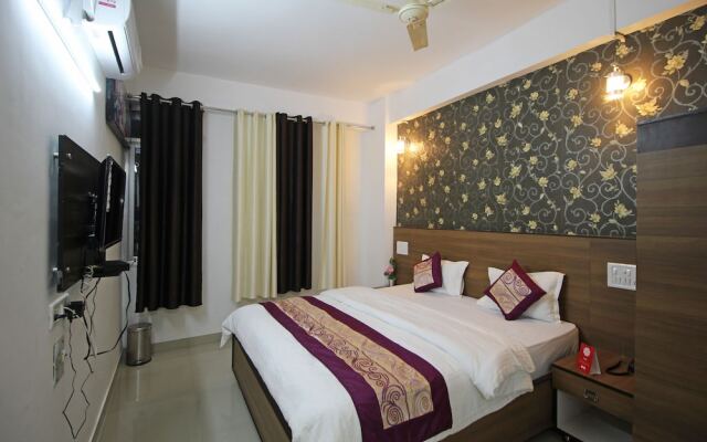 OYO 7524 Hotel Grand Celebration