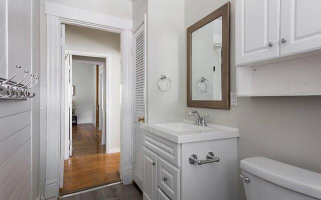 1858 Edgeland Avenue, Unit One