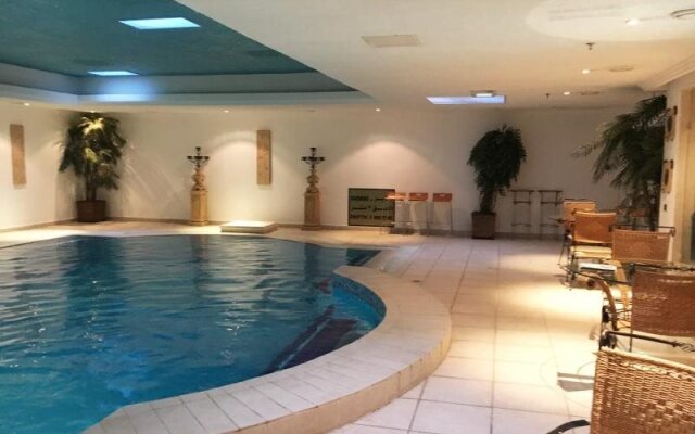 Mirage Suites Hotel - Family Only