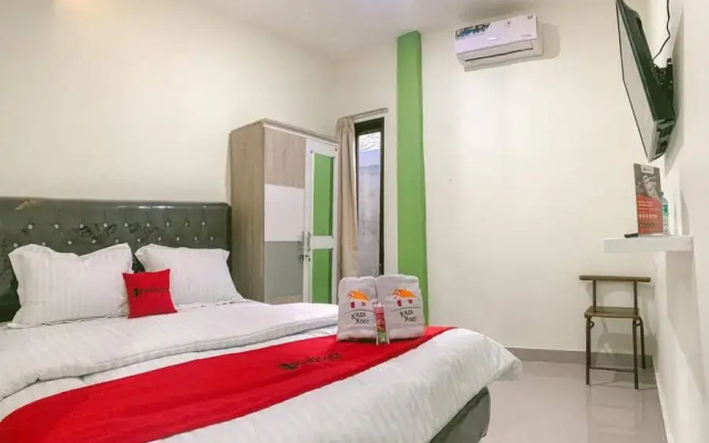 RedDoorz Syariah At Kotabaru M Yamin Street Pontianak