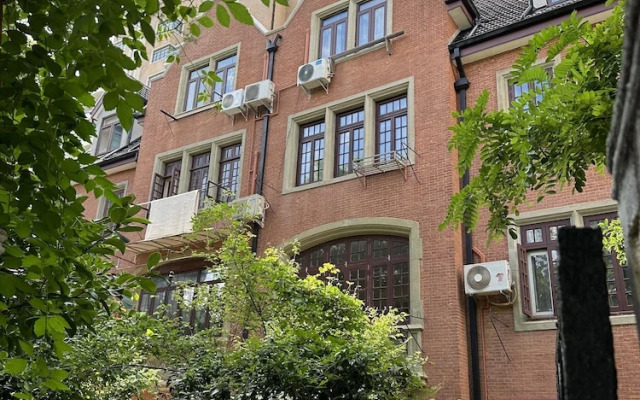 Shanghai Hills& Art Suite 17