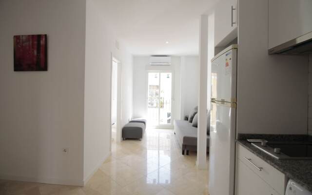 Apartamento de 2 Habitaciones en Puerta del Angel AZ2D