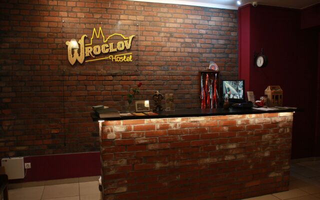 Wroclov Hostel