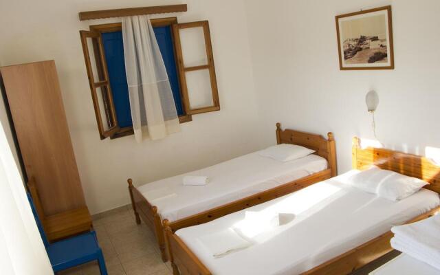 Perigiali Rooms & Apartments Folegandros