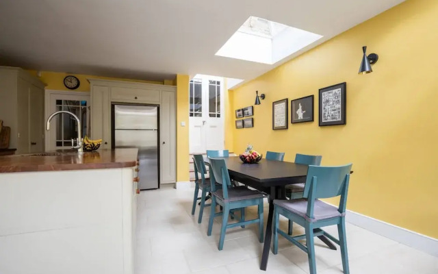 Caithness Road VI by Onefinestay