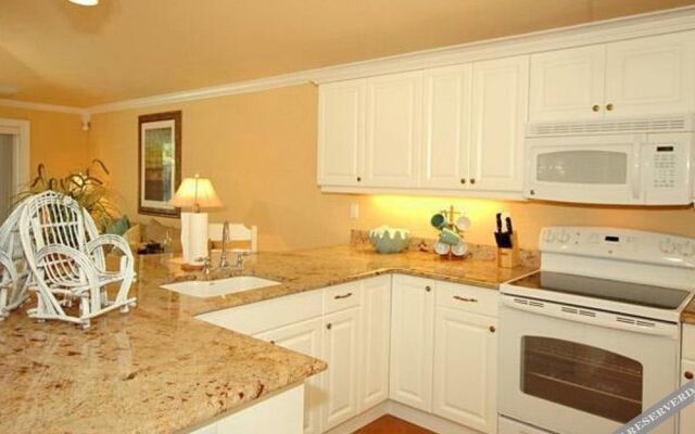 Sand Dollar - 6604 Holmes Blvd